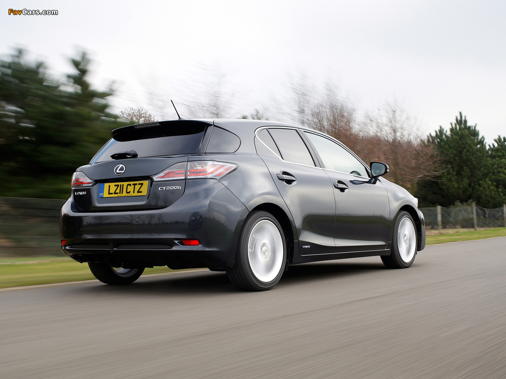 Photos of Lexus CT 200h UK-spec 2010–14 (1024 x 768)