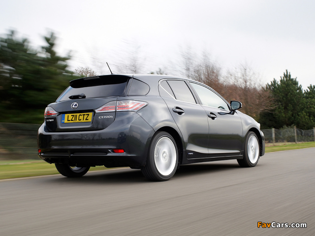 Photos of Lexus CT 200h UK-spec 2010–14 (640 x 480)