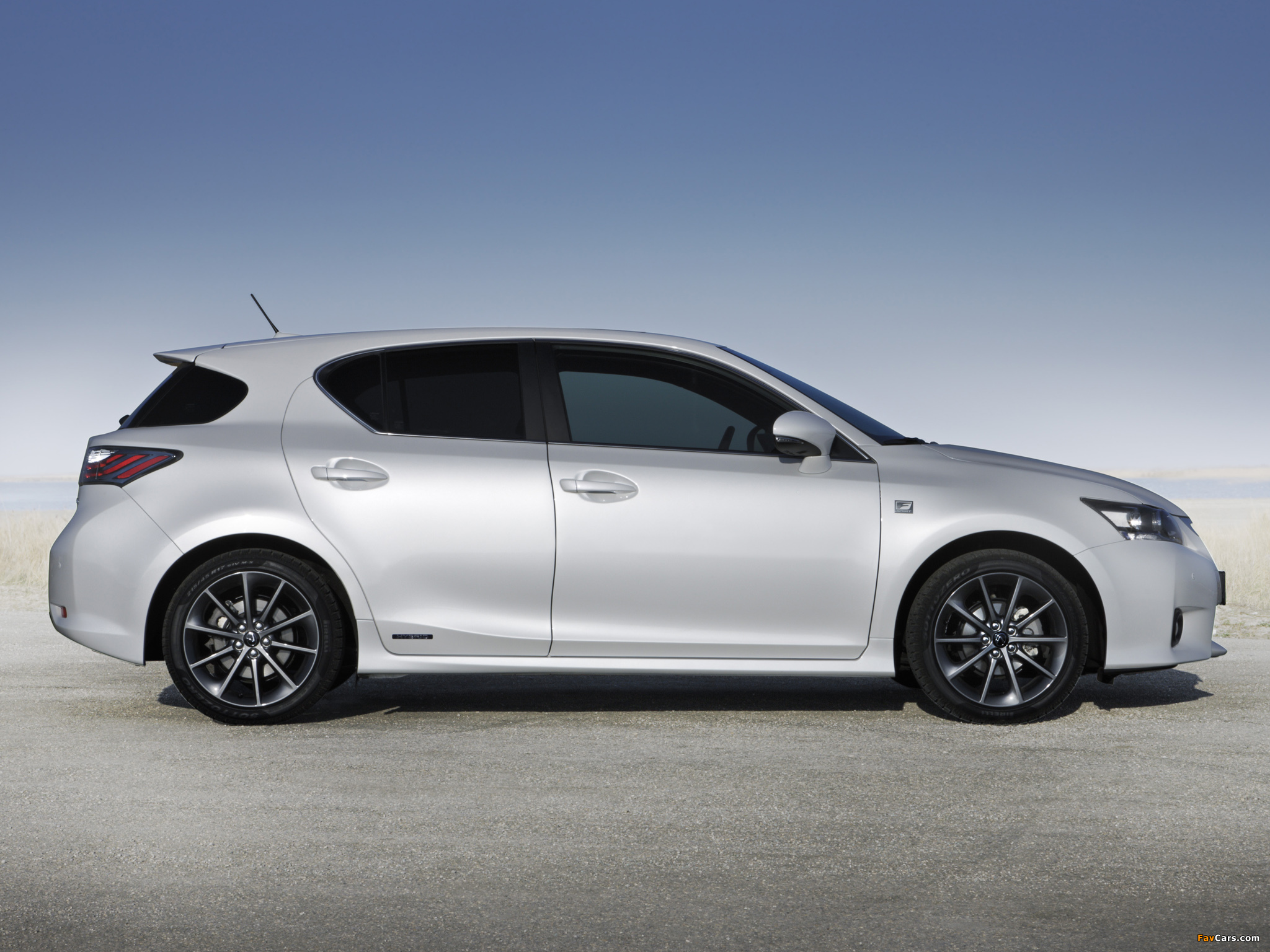 Lexus CT 200h F-Sport EU-spec 2011–14 wallpapers (2048 x 1536)