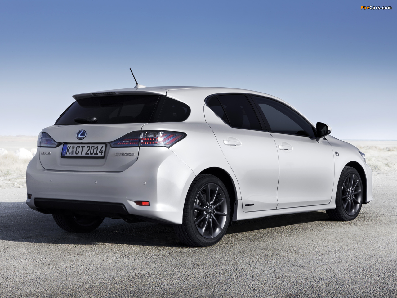 Lexus CT 200h F-Sport EU-spec 2011–14 wallpapers (1280 x 960)