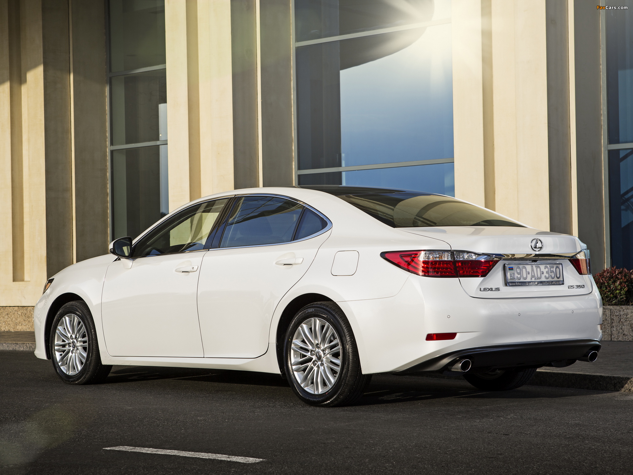 Lexus ES 350 CIS-spec 2013 wallpapers (2048 x 1536)