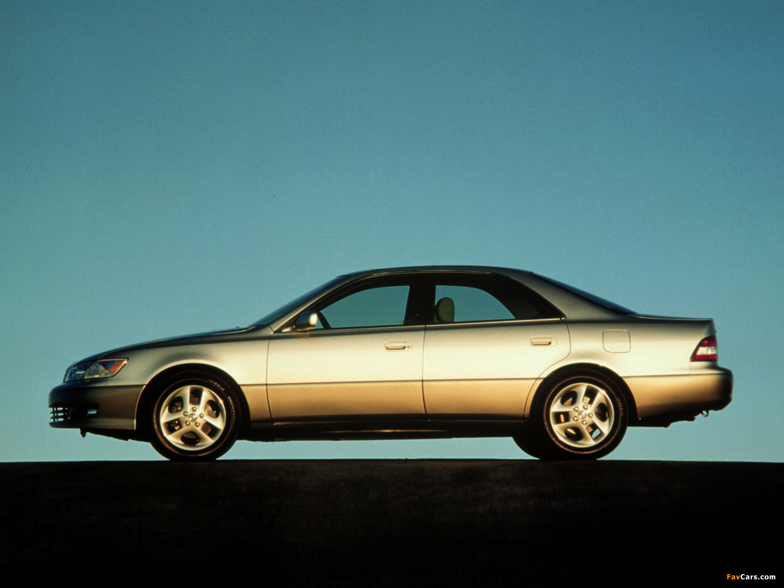 Photos of Lexus ES 300 1997–2001 (1600 x 1200)