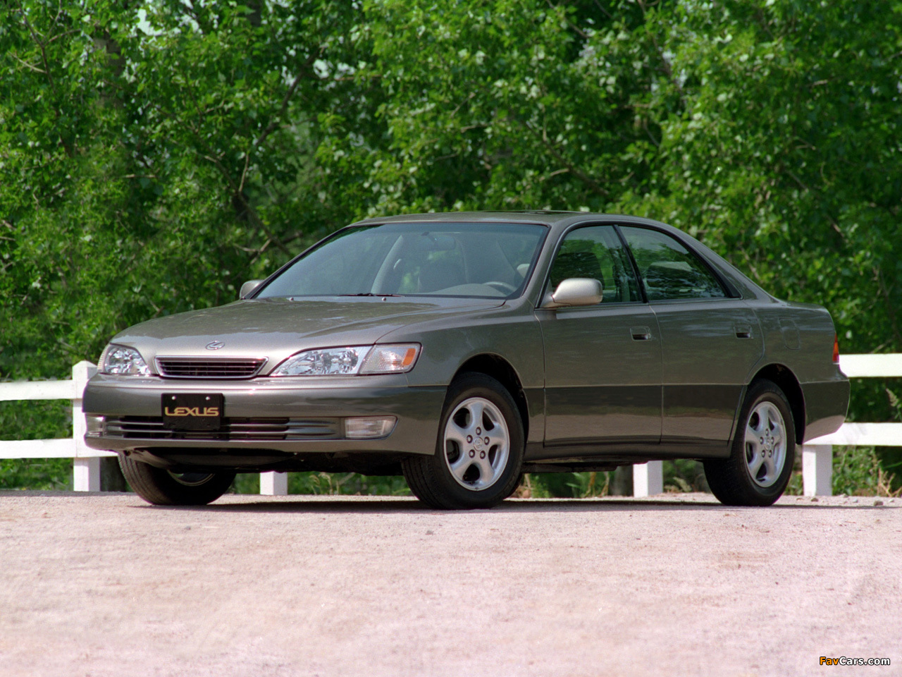Pictures of Lexus ES 300 1997–2001 (1280 x 960)