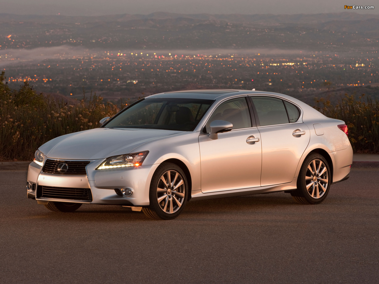 Lexus GS 350 2012 wallpapers (1280 x 960)