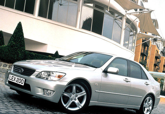 Images of Lexus IS 200 UK-spec (XE10) 1999–2005