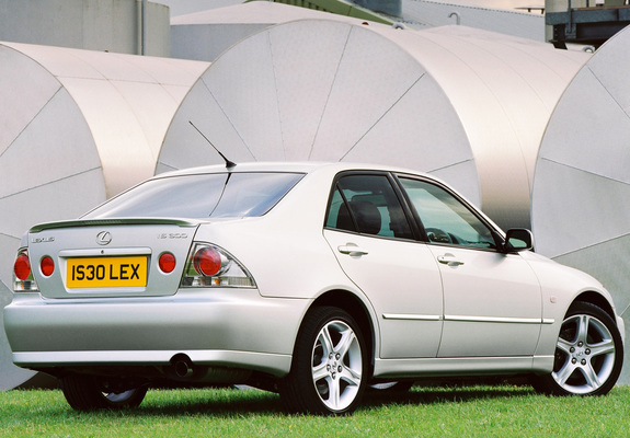 Images of Lexus IS 300 UK-spec (XE10) 2001–05