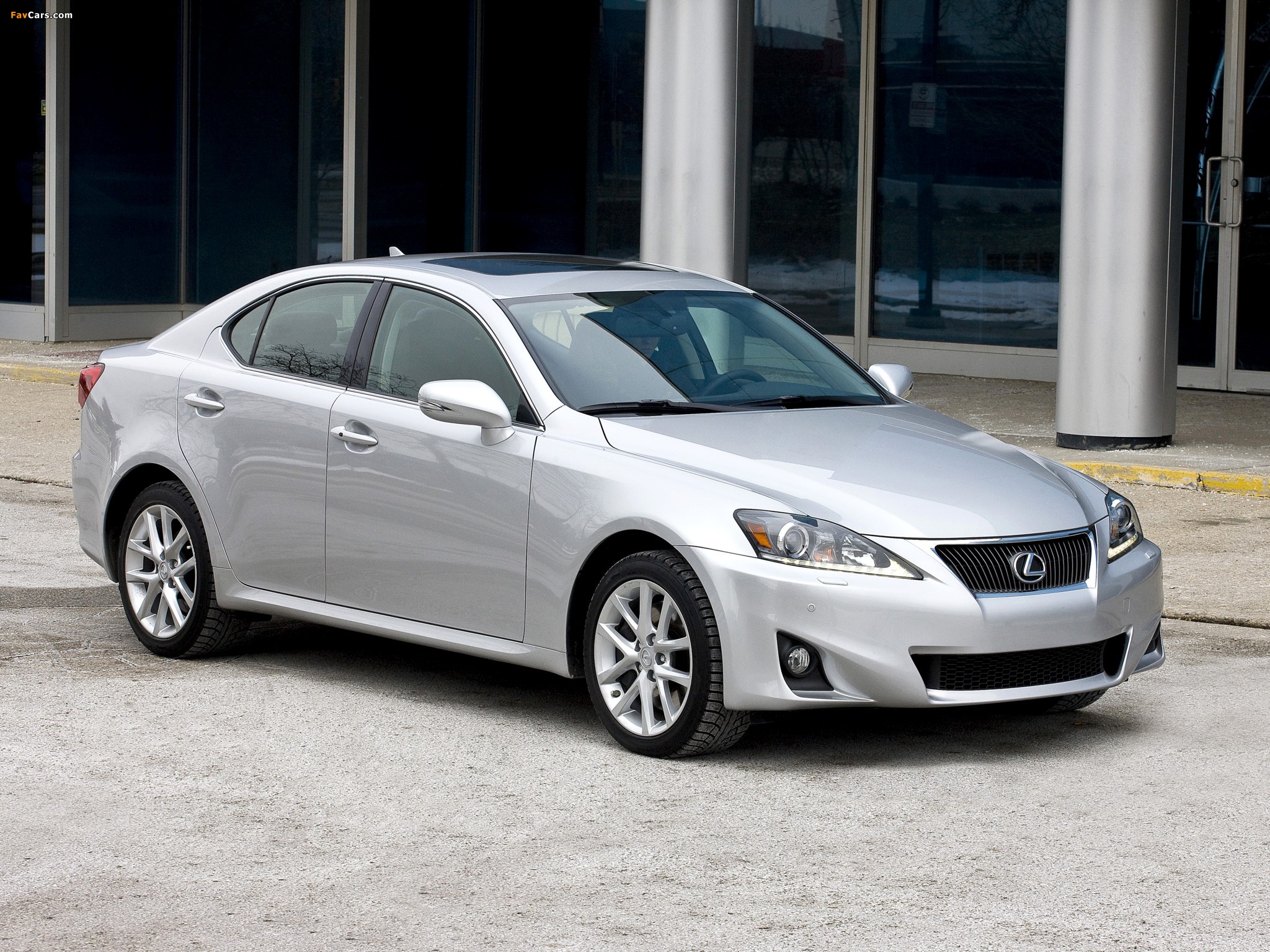 Images of Lexus IS 350 AWD (XE20) 2010–13 (2048 x 1536)