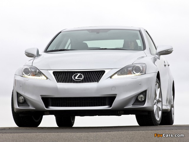 Images of Lexus IS 350 AWD (XE20) 2010–13 (640 x 480)