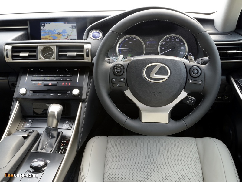 Images of Lexus IS 300h UK-spec (XE30) 2013 (800 x 600)