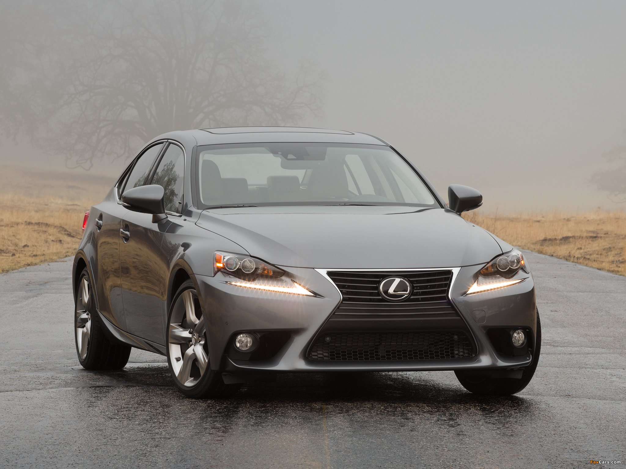 Images of Lexus IS 350 (XE30) 2013 (2048 x 1536)