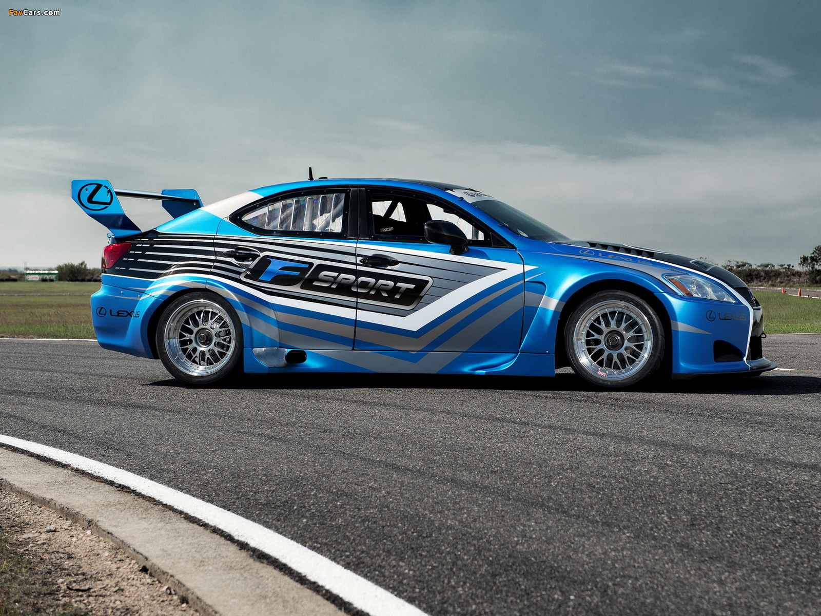 Images of Lexus IS F Race Car (XE20) 2013 (1600 x 1200)