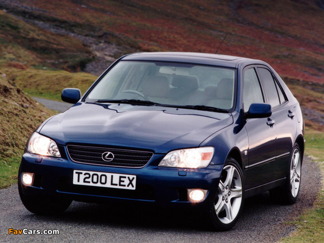 Lexus IS 200 UK-spec (XE10) 1999–2005 wallpapers (640 x 480)