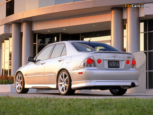 Lexus IS 300 L-Tuned (XE10) 2002 pictures (640 x 480)