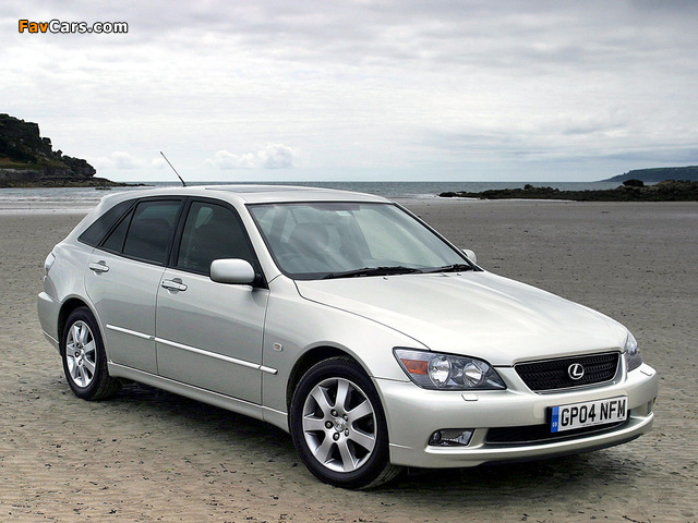 Lexus IS 200 SportCross UK-spec (XE10) 2002–05 wallpapers (640 x 480)