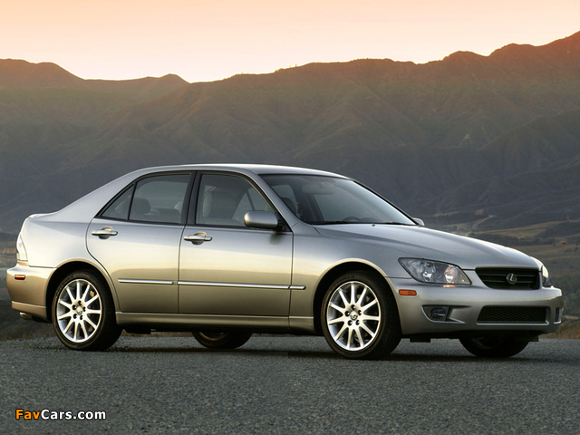 Lexus IS 300 Sport (XE10) 2003–05 photos (640 x 480)