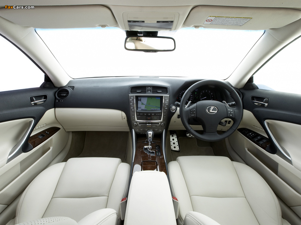 Lexus IS 250C AU-spec (XE20) 2010–11 wallpapers (1024 x 768)