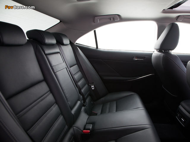 Lexus IS 250 EU-spec (XE30) 2013 images (640 x 480)