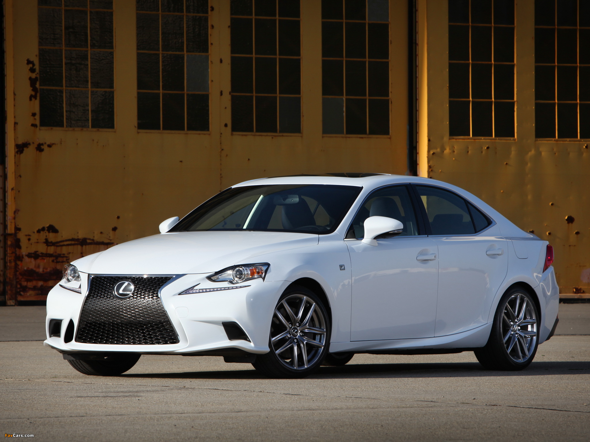 Lexus IS 350 F-Sport (XE30) 2013 images (2048 x 1536)