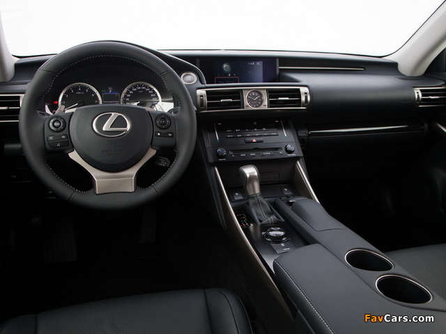 Lexus IS 250 EU-spec (XE30) 2013 pictures (640 x 480)