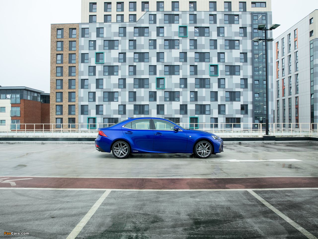 Lexus IS 300h F SPORT UK-spec 2016 images (1280 x 960)