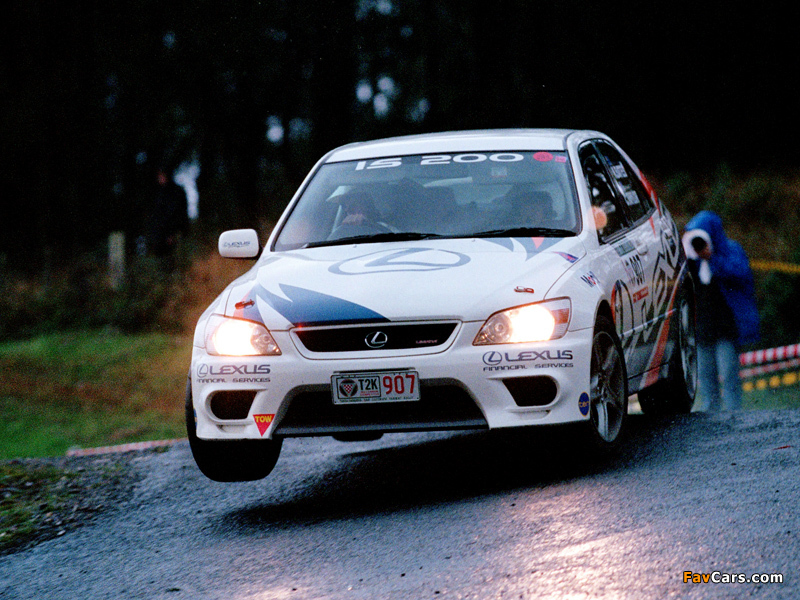 Photos of Lexus IS 200 Race Car (XE10) 1999–2005 (800 x 600)