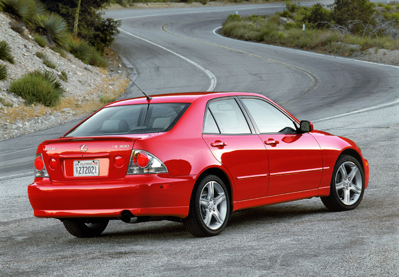 Photos of Lexus IS 300 (XE10) 2001–05