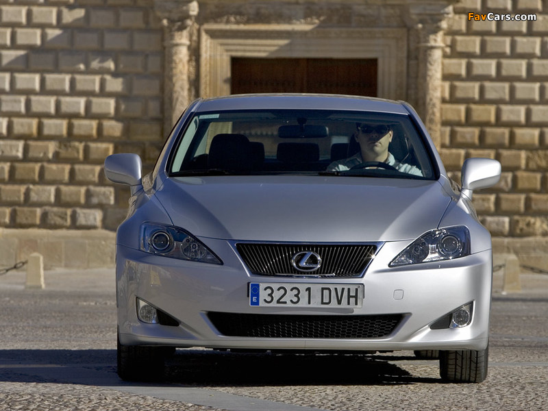 Photos of Lexus IS 220d (XE20) 2005–08 (800 x 600)