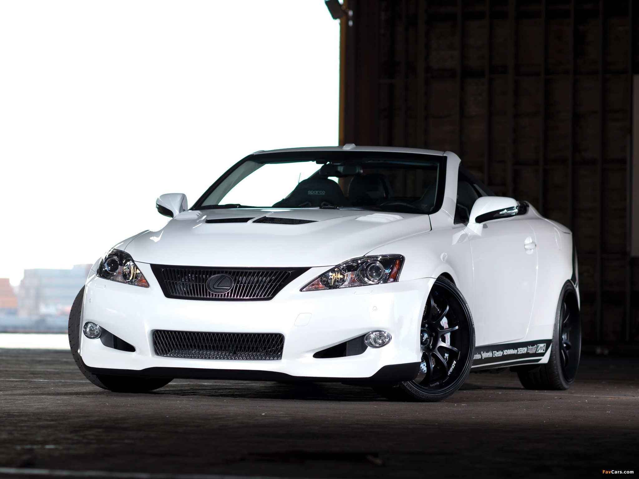 Photos of Lexus IS 350C by 0-60 Magazine and Design Craft Fabrication (XE20) 2009 (2048 x 1536)