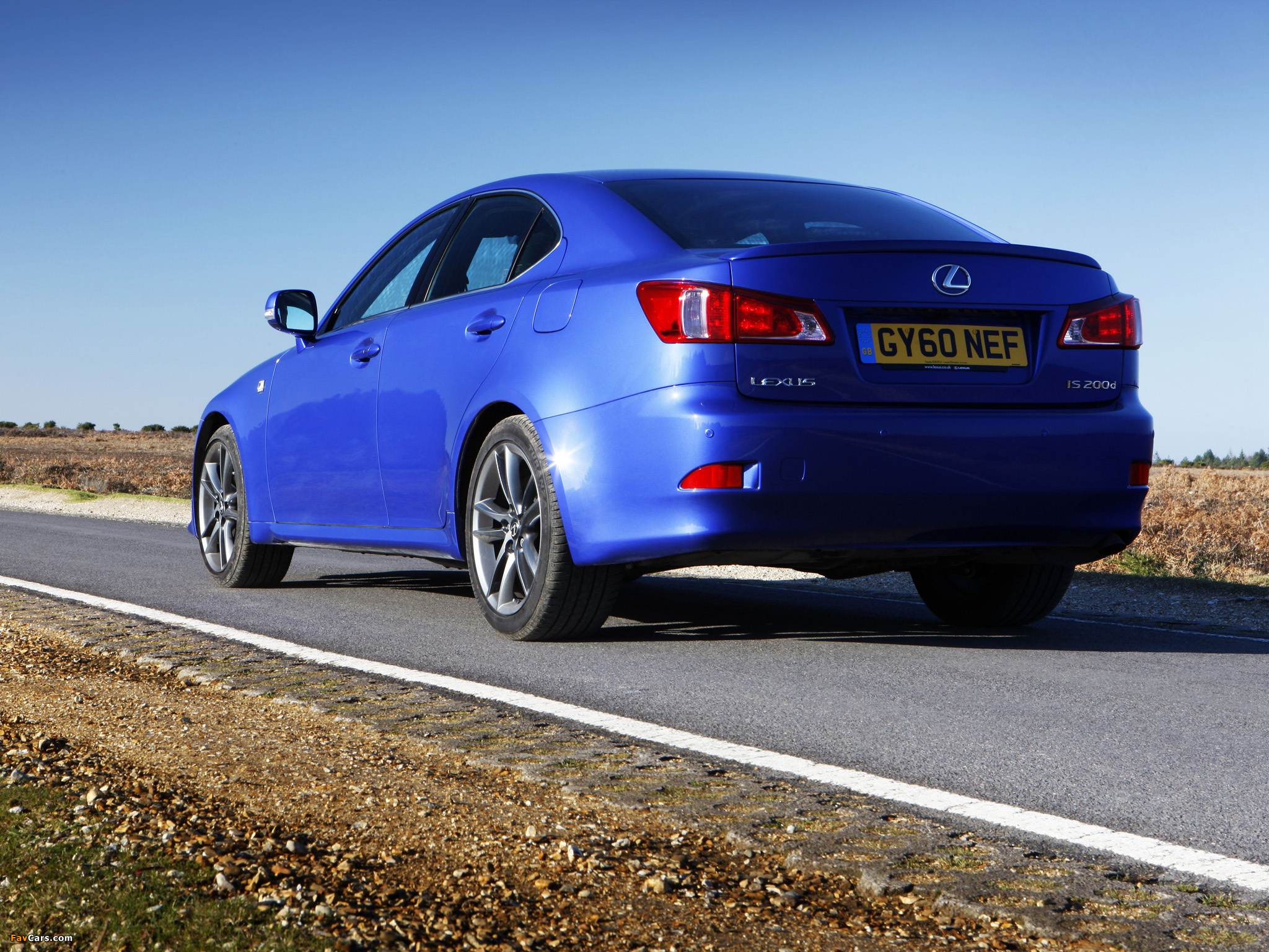 Photos of Lexus IS 200d UK-spec (XE20) 2010–13 (2048 x 1536)