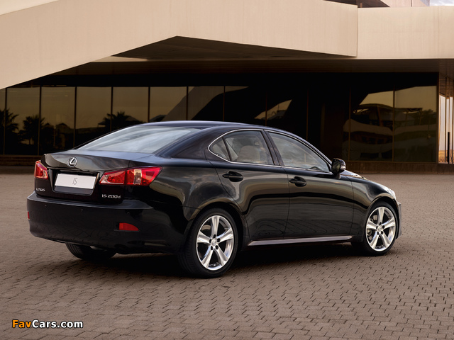 Photos of Lexus IS 200d (XE20) 2010–13 (640 x 480)