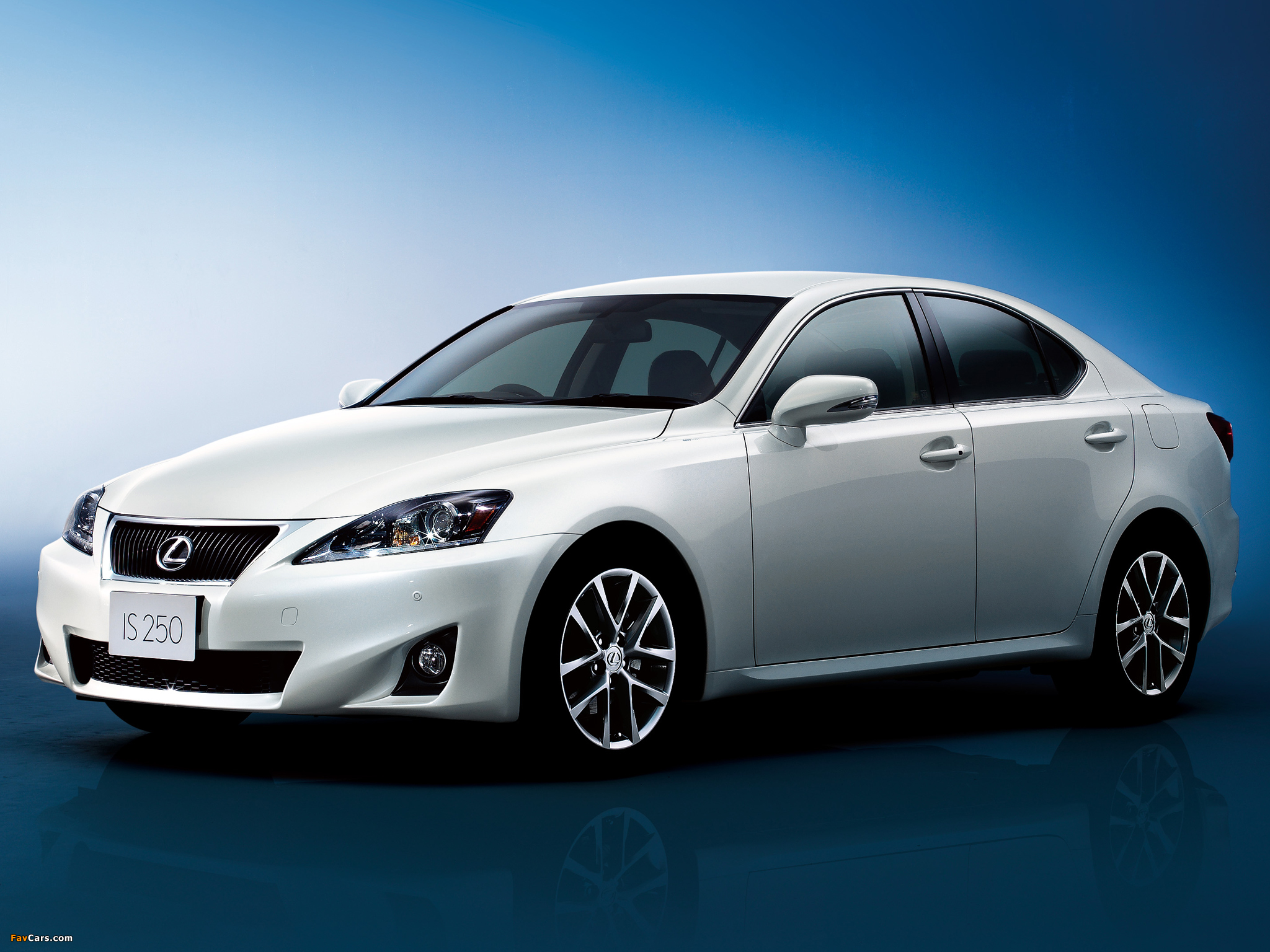 Photos of Lexus IS 250 JP-spec (XE20) 2010–13 (2048 x 1536)