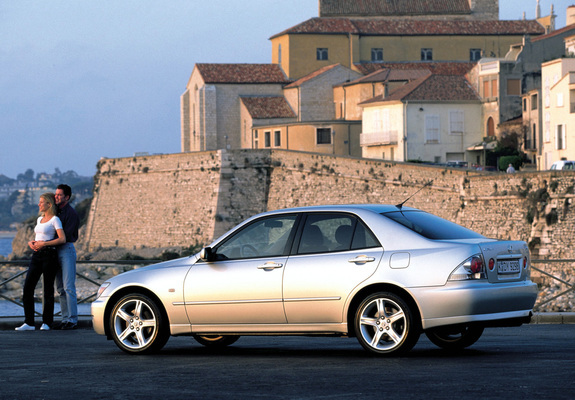 Pictures of Lexus IS 200 EU-spec (XE10) 1999–2005
