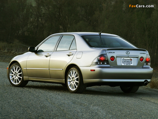 Pictures of Lexus IS 300 Sport (XE10) 2003–05 (640 x 480)