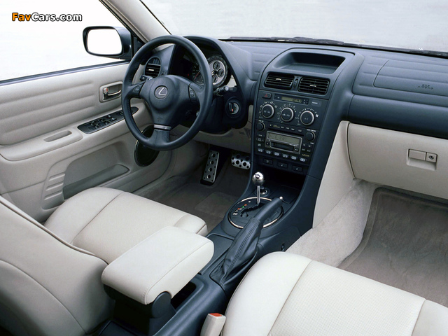 Pictures of Lexus IS 300 Turbo (XE10) 2005 (640 x 480)