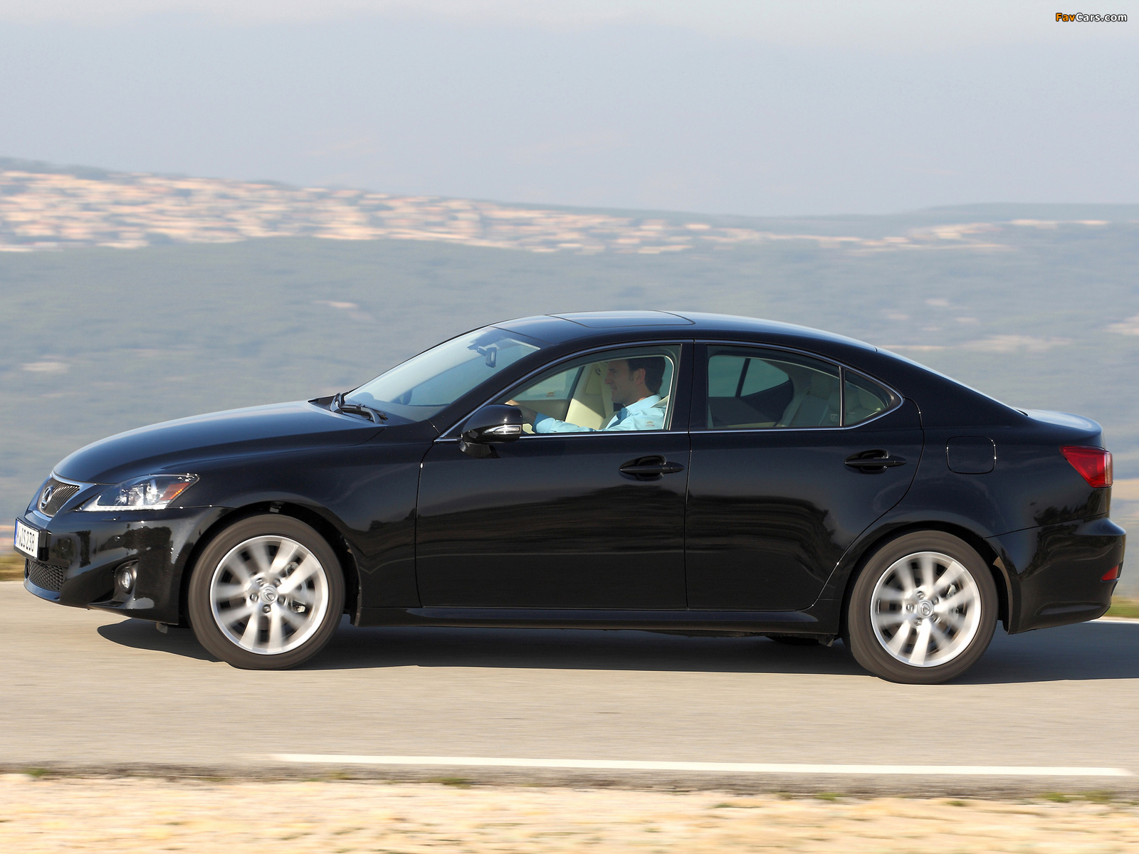 Pictures of Lexus IS 200d (XE20) 2010–13 (1600 x 1200)