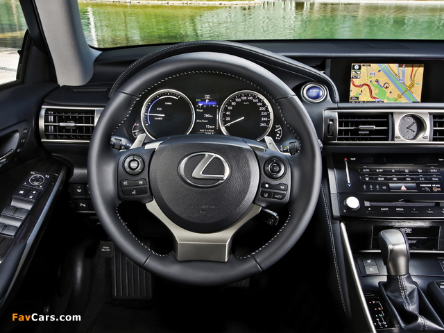 Pictures of Lexus IS 300h EU-spec (XE30) 2013 (640 x 480)
