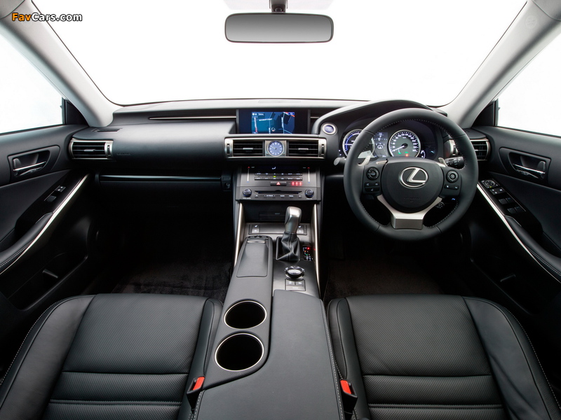Pictures of Lexus IS 300h AU-spec (XE30) 2013 (800 x 600)