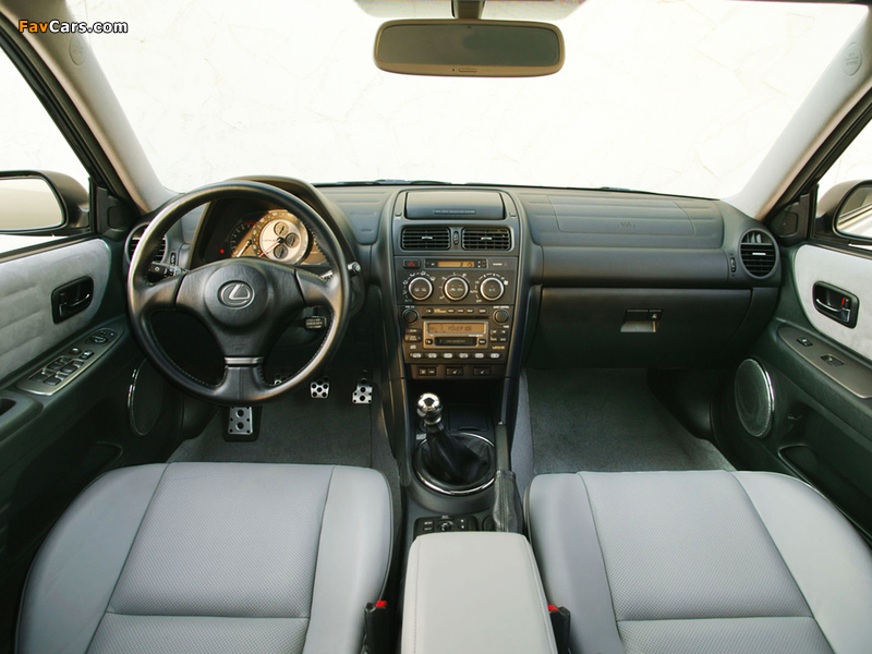 Lexus IS 300 Sport (XE10) 2003–05 wallpapers (800 x 600)
