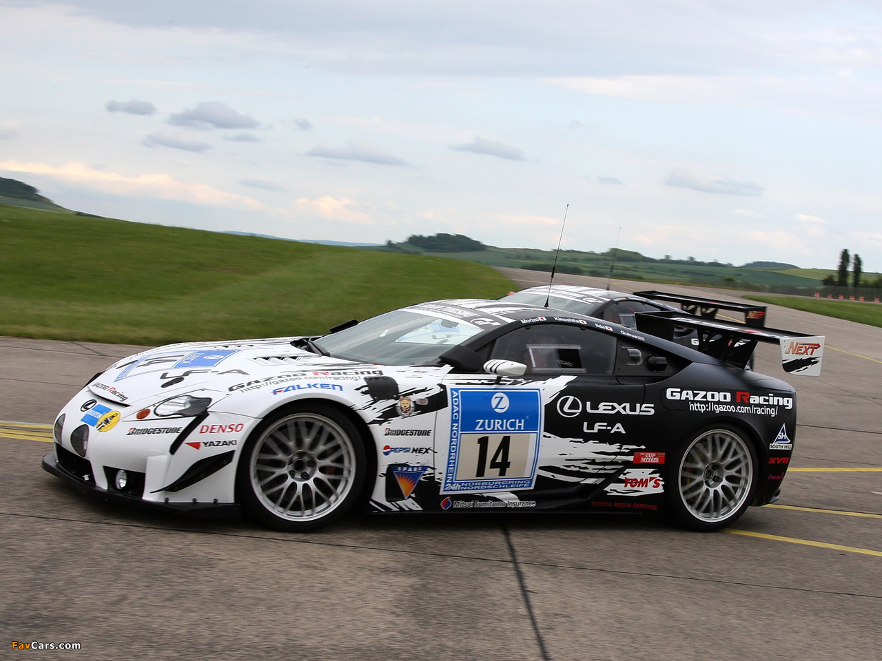 GAZOO Racing Lexus LF-A 24-hour Nürburgring 2009–12 photos (1280 x 960)