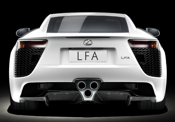 Lexus LFA 2010–12 pictures