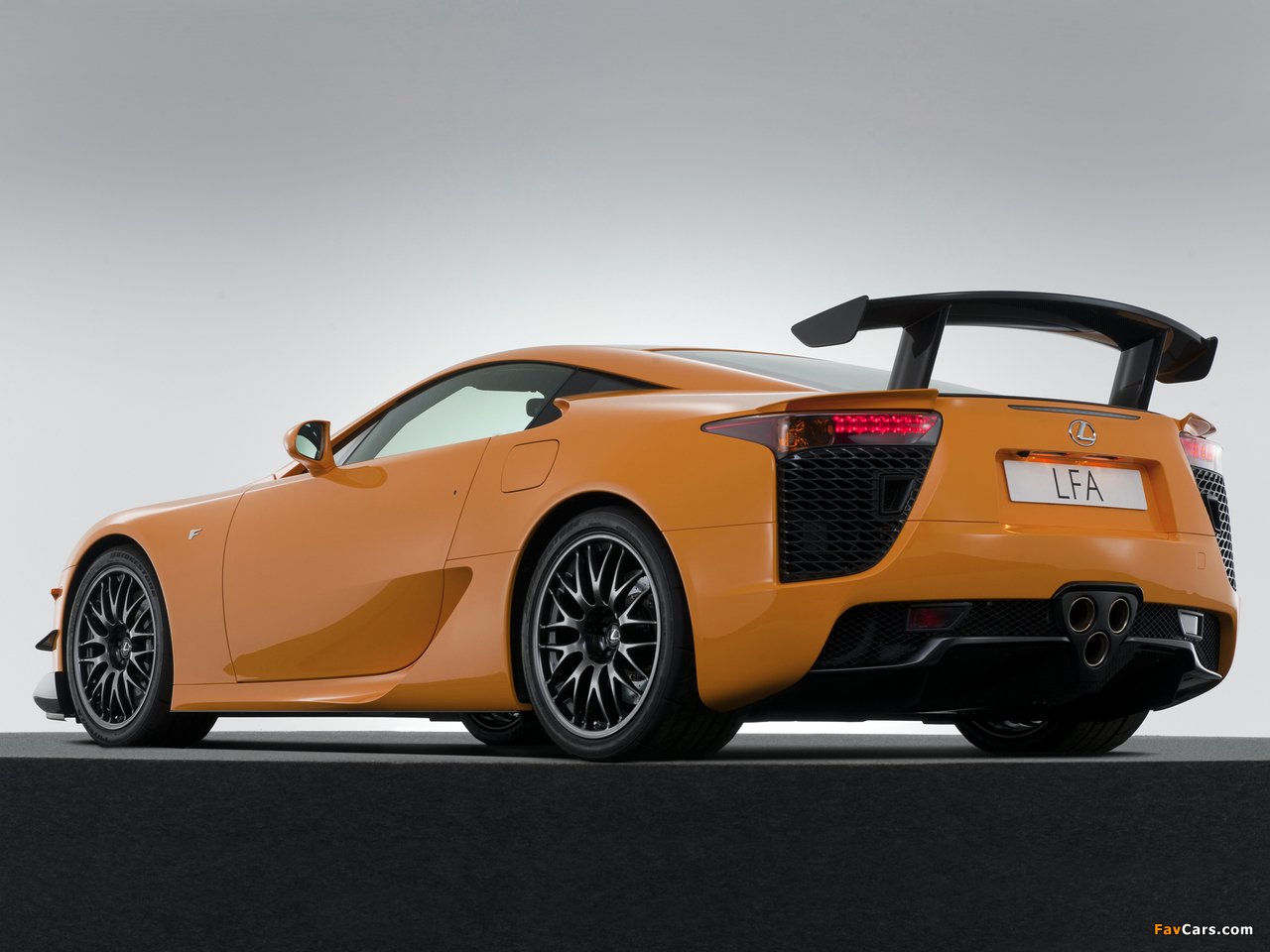 Lexus LFA Nürburgring Performance Package 2010 wallpapers (1280 x 960)