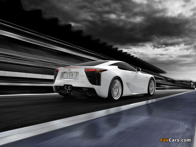 Pictures of Lexus LFA 2010–2012 (640 x 480)