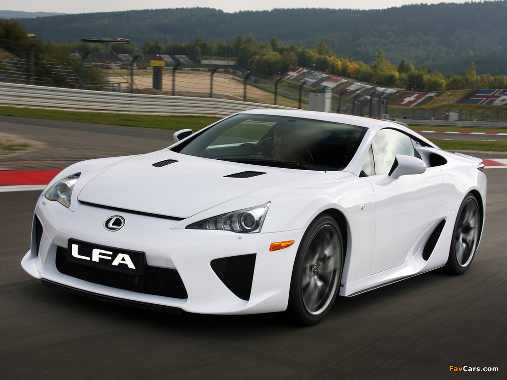 Pictures of Lexus LFA JP-spec 2010–12 (1024 x 768)