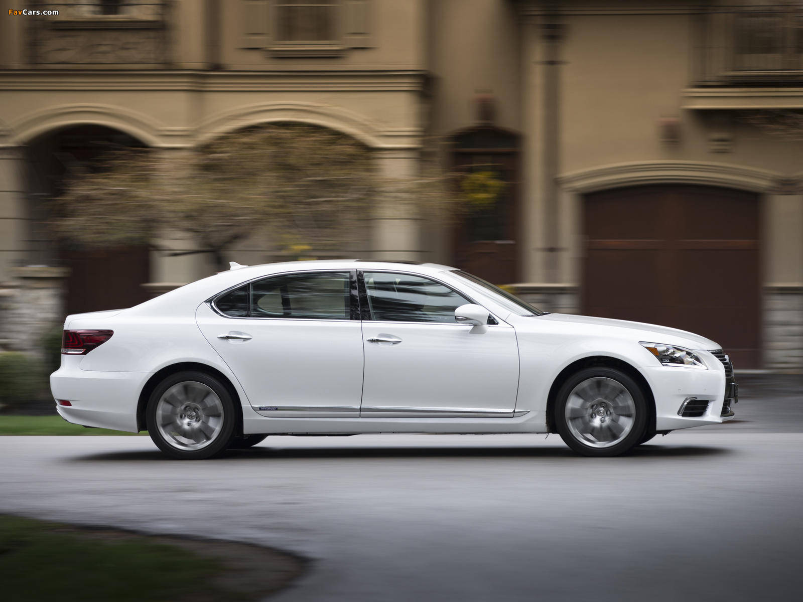 Images of Lexus LS 600h L 2012 (1600 x 1200)