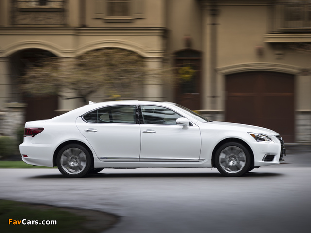 Images of Lexus LS 600h L 2012 (640 x 480)