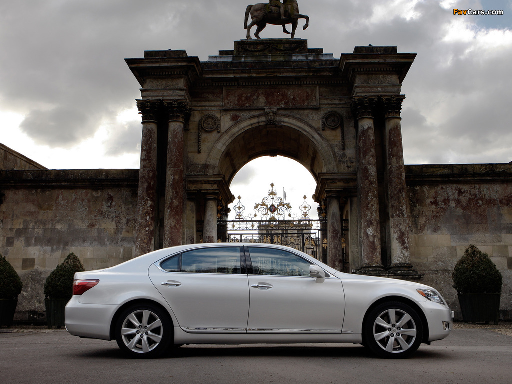 Lexus LS 600h L UK-spec (UVF45) 2009–12 photos (1024 x 768)