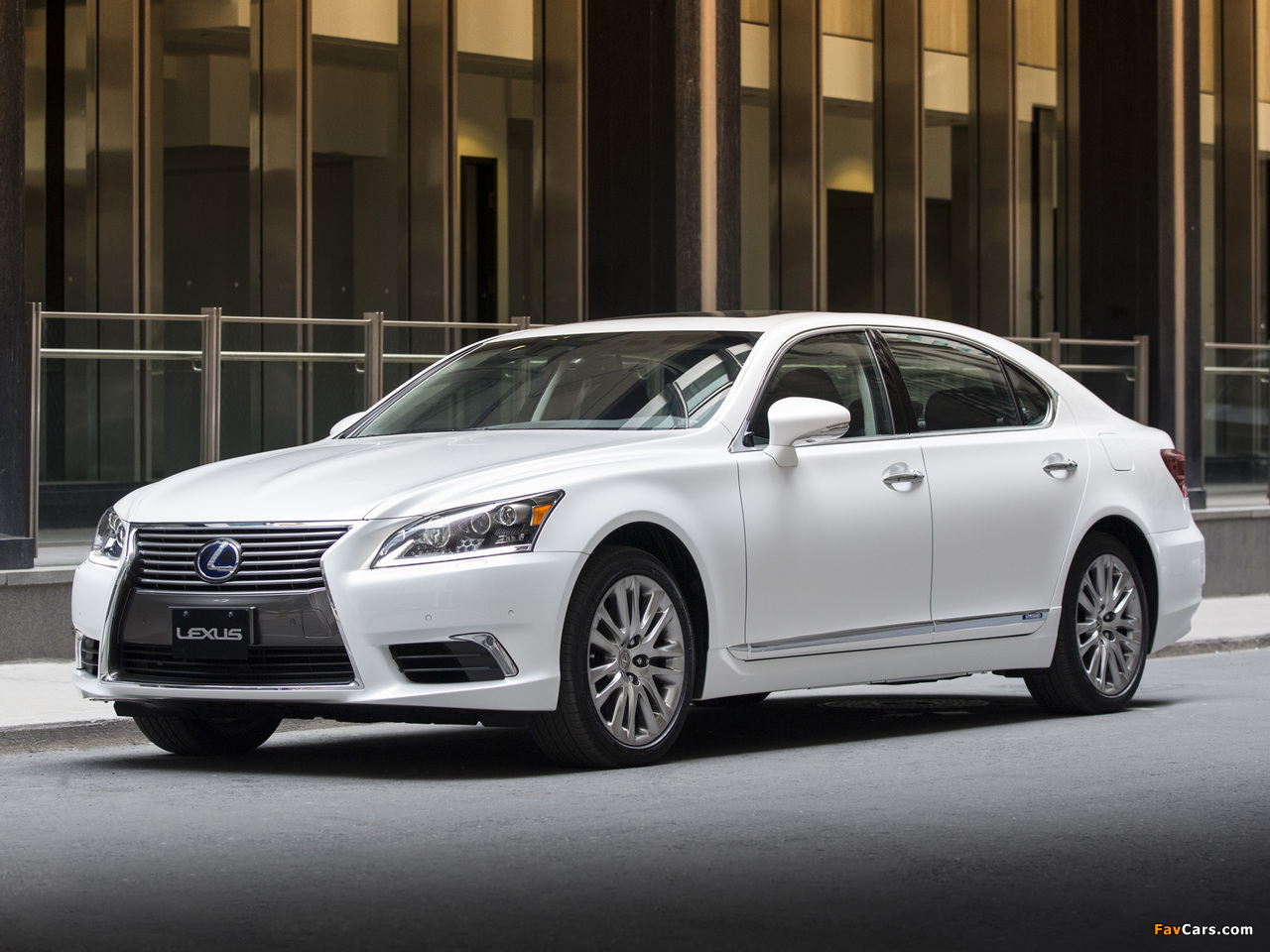 Lexus LS 600h L 2012 photos (1280 x 960)