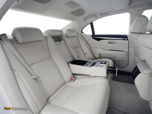 Photos of Lexus LS 460 (USF40) 2006–09 (640 x 480)