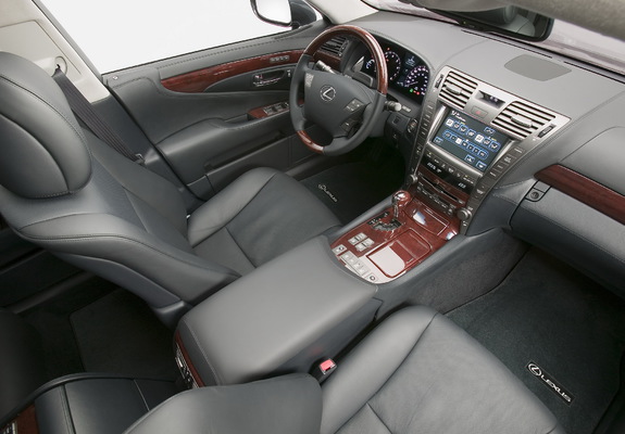 Pictures of Lexus LS 600h L (UVF45) 2007–09