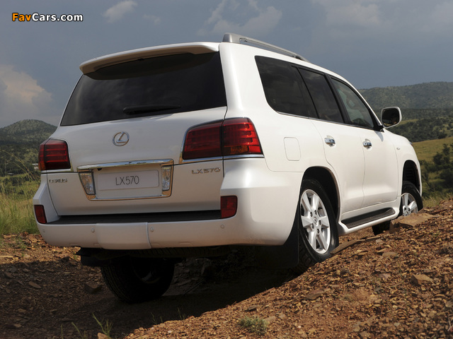 Images of Lexus LX 570 ZA-spec (URJ200) 2010–12 (640 x 480)